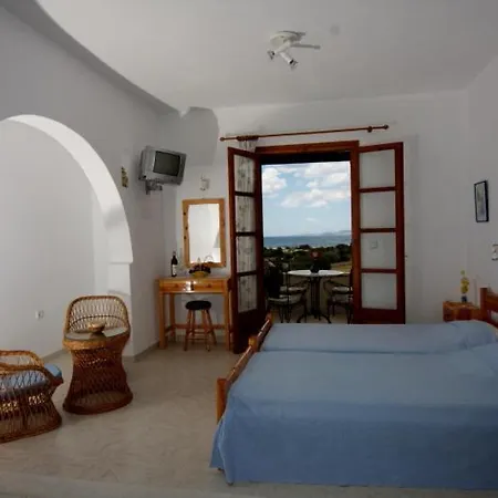 Pirgos Naxos Aliko Beach