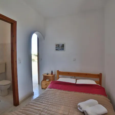 Pirgos Naxos Apartment *