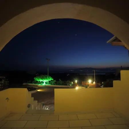 Pirgos Naxos Apartment Aliko Beach