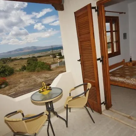 Pirgos Naxos Apartment *