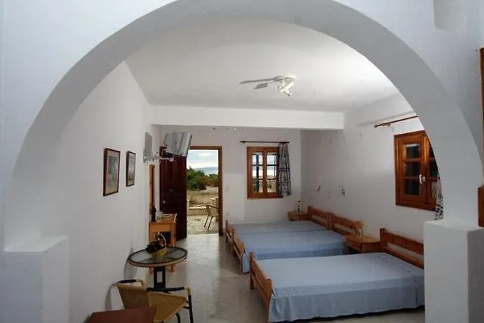 Pirgos Naxos * Aliko Beach